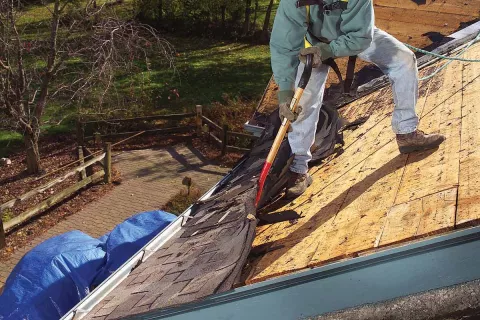 Roof replacement. Reroofing shingles.