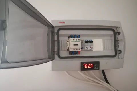 Electric cabinet PV panel