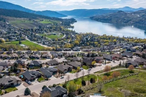 Shingles in neighborhood