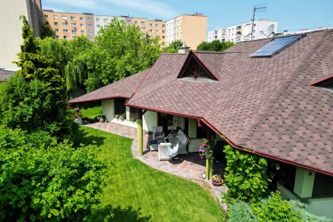 Guarantee blog: ArmourgShield colour 27 Brown Ultra