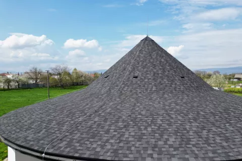 Guarantee: roof with Cambridge shingles in colour Dual Black (52)