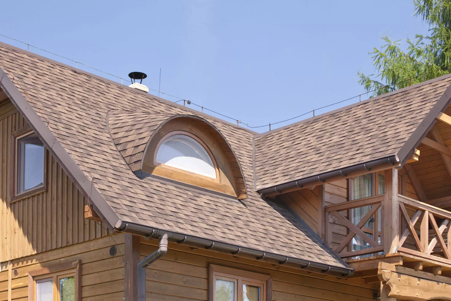 ®︎iko®︎iko IKO Roof shingles - Everything for a high-quality shingle roof