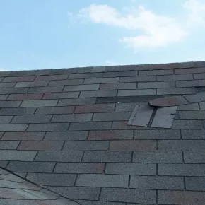 Loose shingles due to wrong installations during spring
